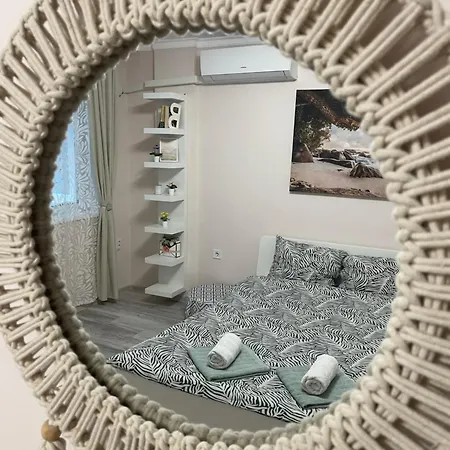 T Place Apartment Varna